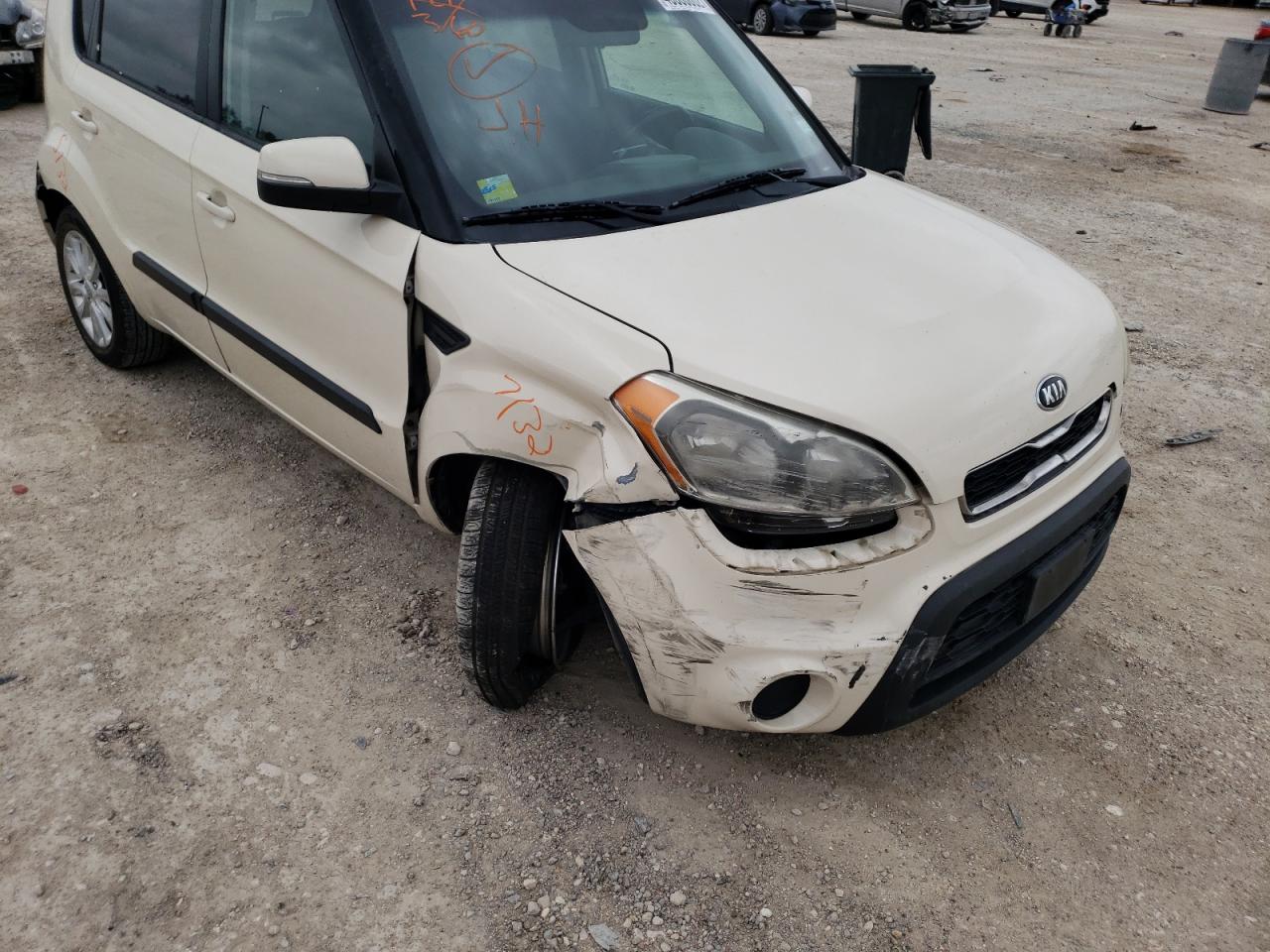 Photo 9 from auction – 2013 KIA SOUL + with VIN KNDJT2A63D7557217