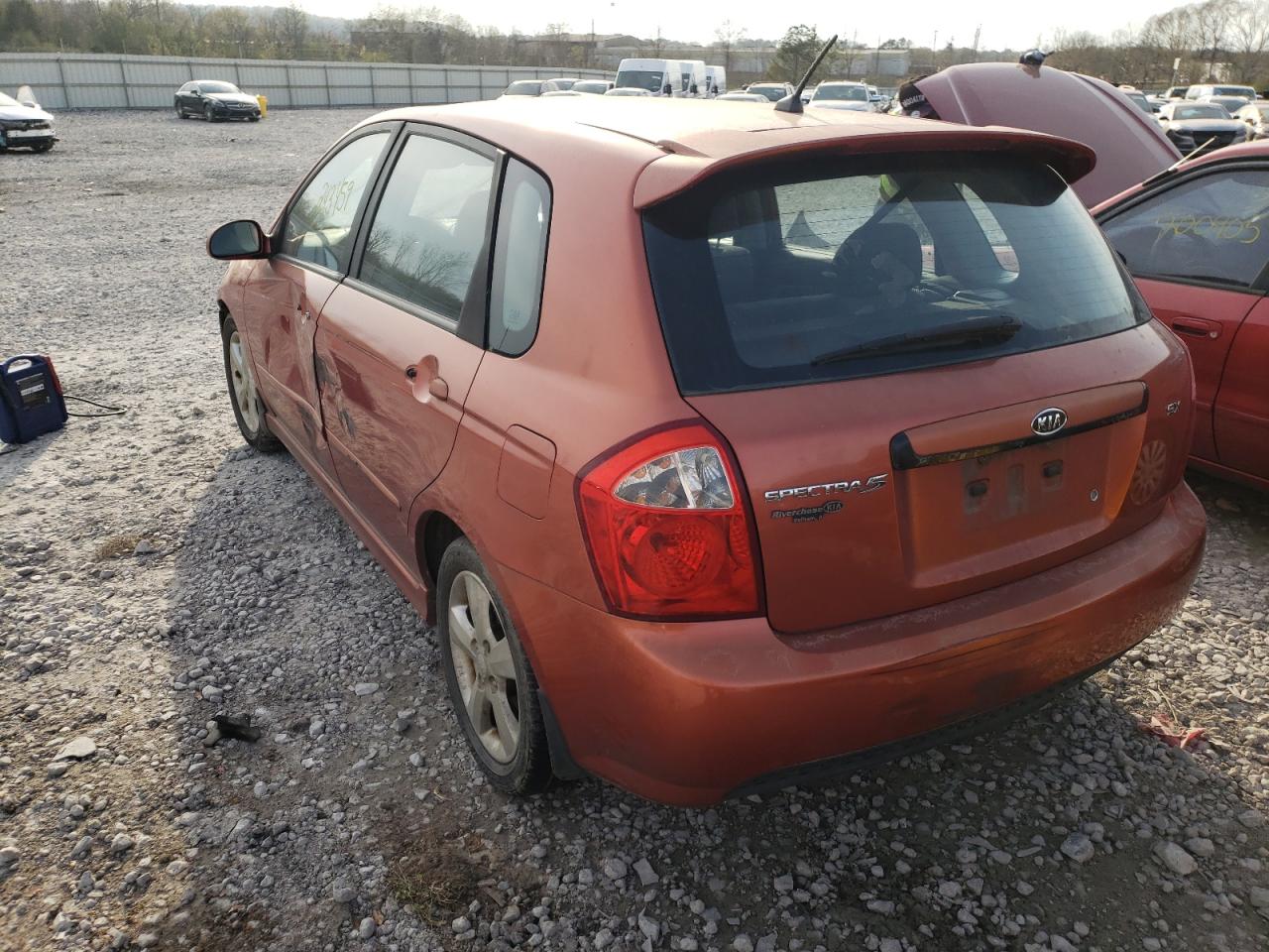 Photo 3 from auction – 2009 KIA SPECTRA SX with VIN KNAFE241X95023955
