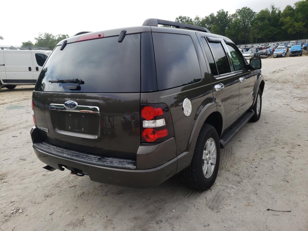 Photo 4 from auction – 2008 FORD EXPLORER X with VIN 1FMEU63E78UA81101