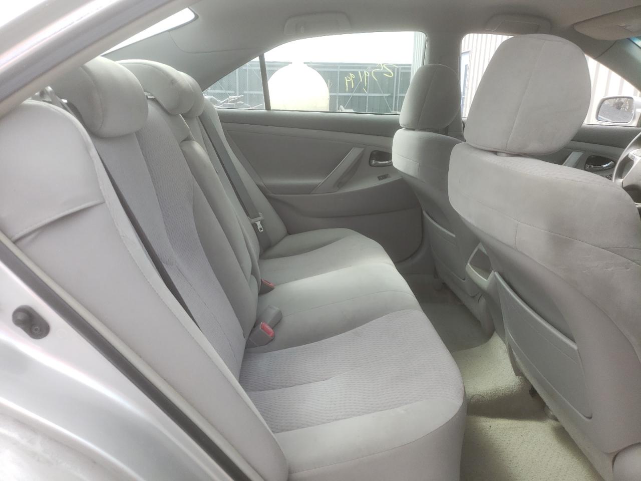 Photo 6 from auction – 2010 TOYOTA CAMRY BASE with VIN 4T1BF3EK8AU054042