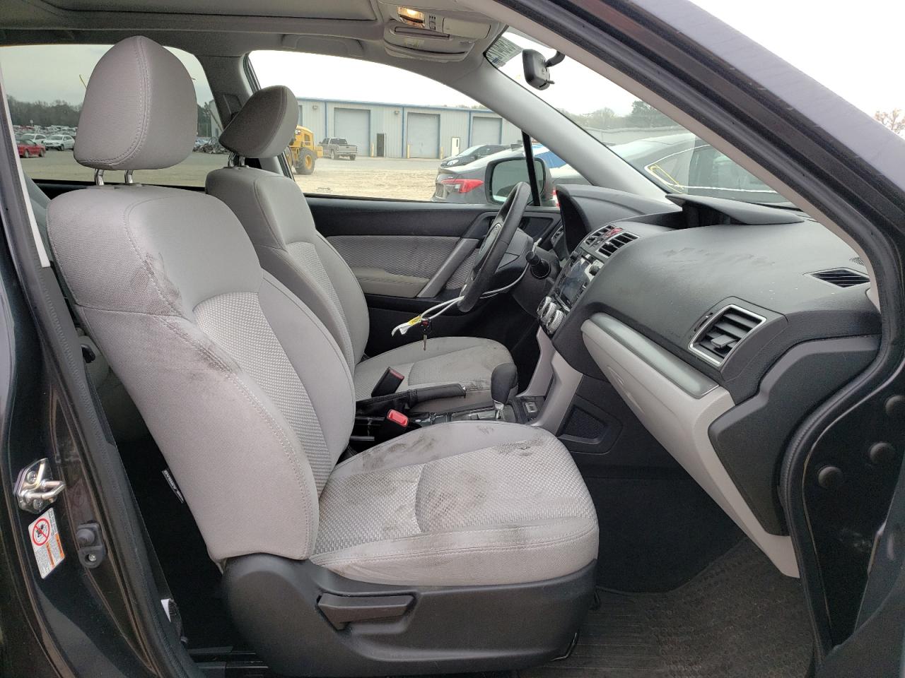 Photo 5 from auction – 2018 SUBARU FORESTER 2 with VIN JF2SJAEC6JH541170