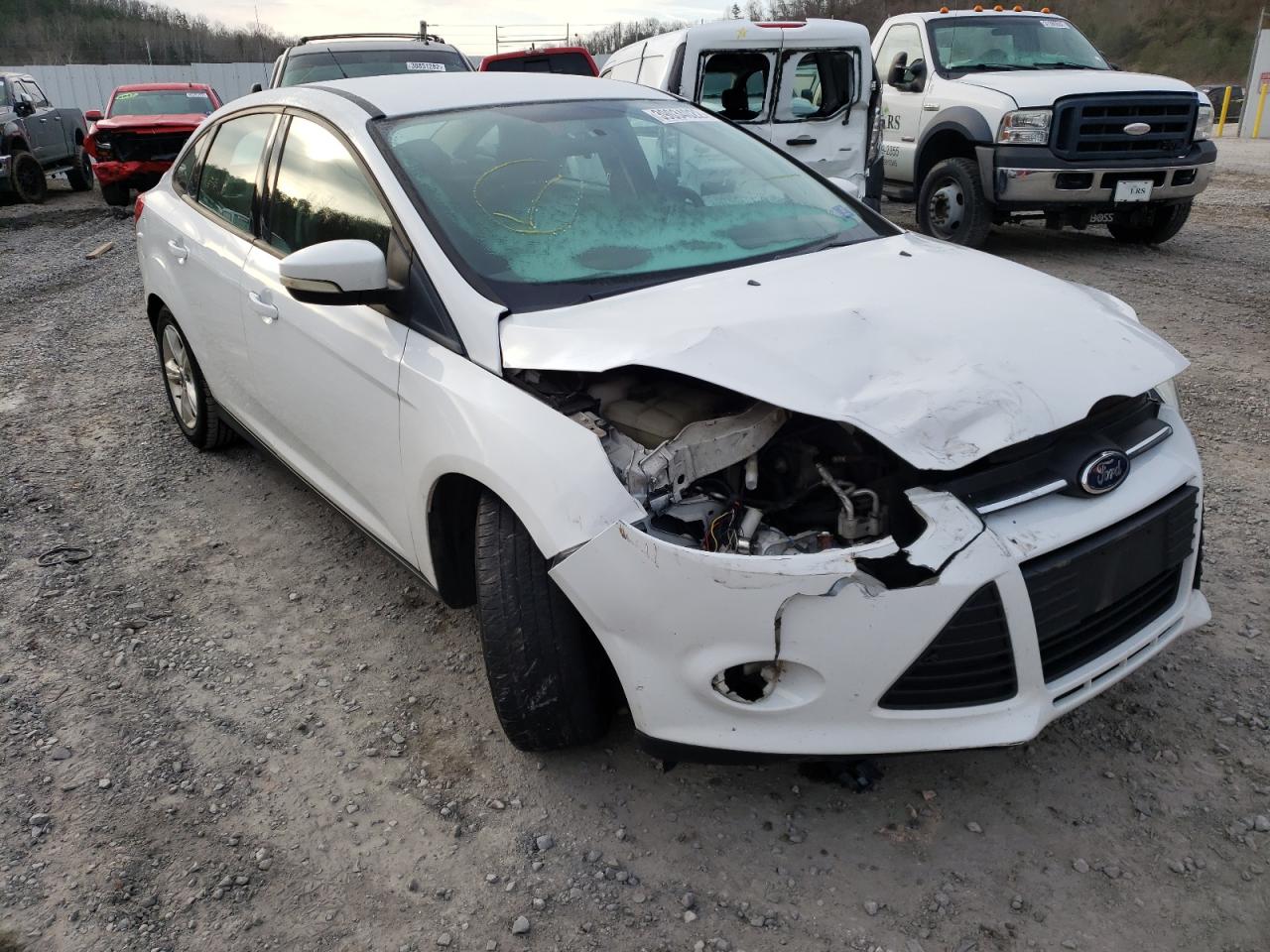 FORD FOCUS SE 2013 with VIN 1FADP3F24DL194890 - Photo from auction