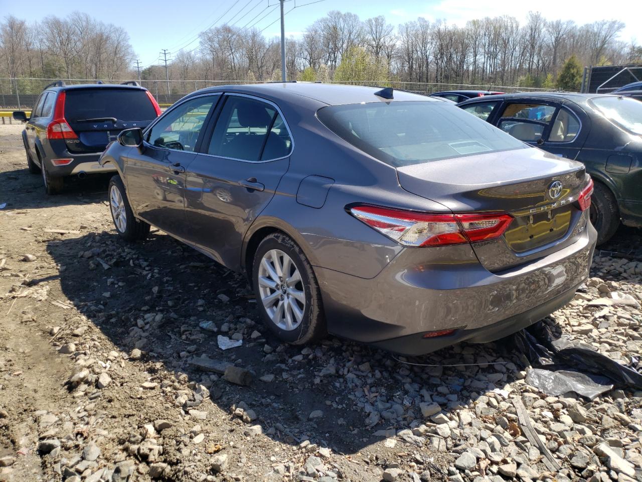 Photo 3 from auction – 2020 TOYOTA CAMRY LE with VIN 4T1C11AK2LU873483