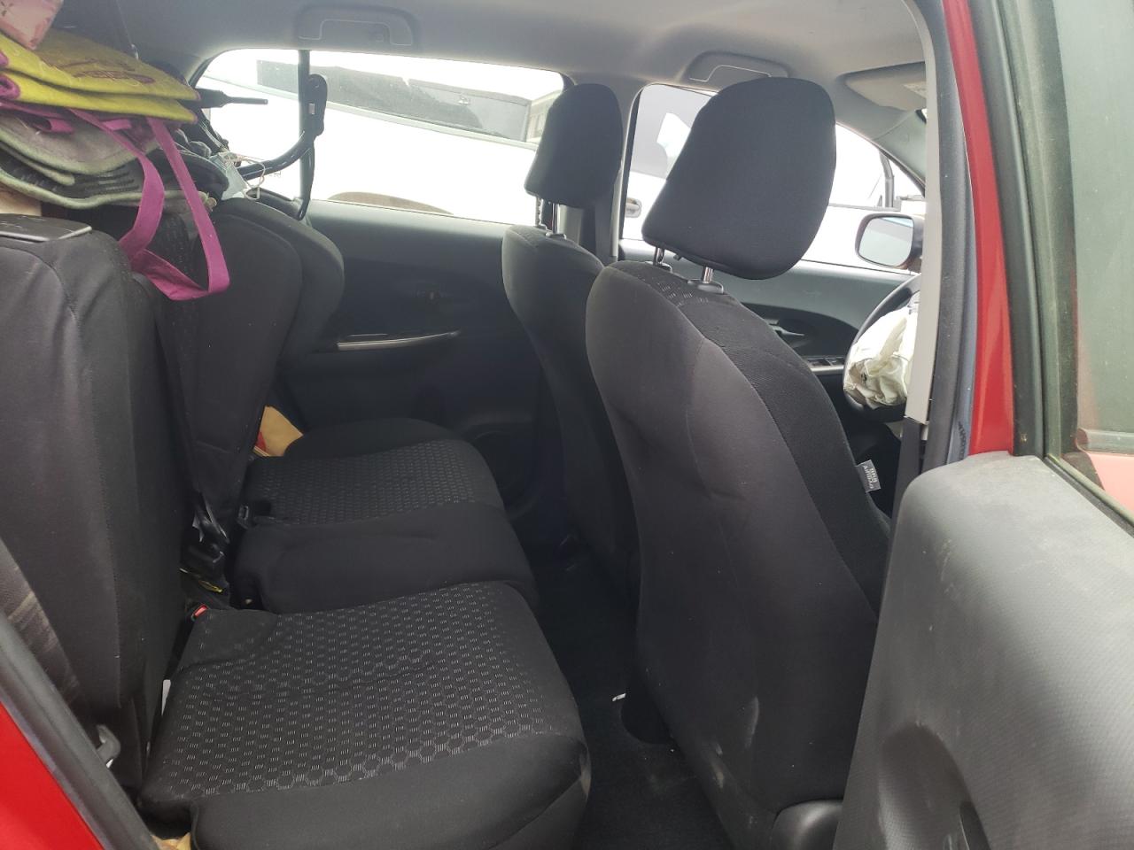 Photo 6 from auction – 2012 TOYOTA SCION XD with VIN JTKKU4B47C1024193