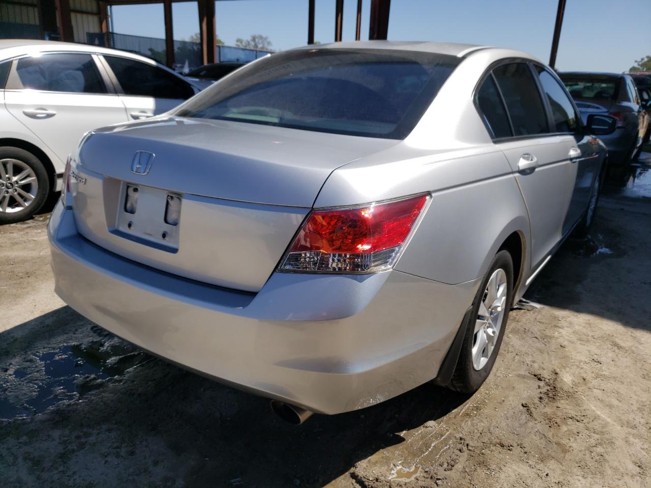 Photo 4 from auction – 2010 HONDA ACCORD LXP with VIN 1HGCP2F42AA032864