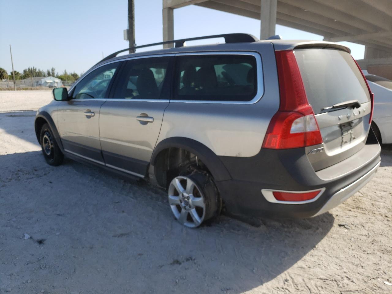 Photo 3 from auction – 2012 VOLVO XC70 3.2 with VIN YV4940BL2C1127797