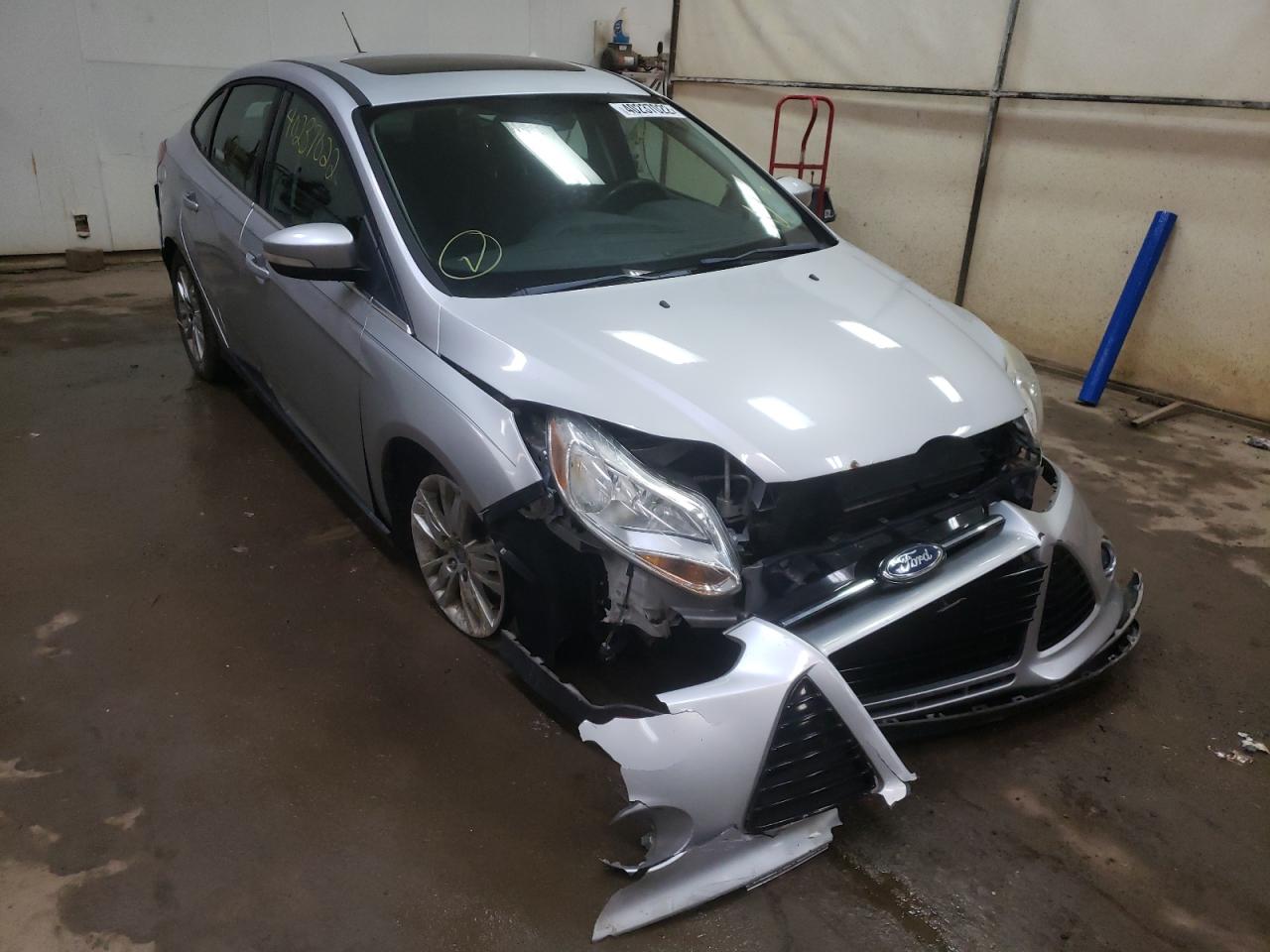 Фото 1 с аукциона – 2012 FORD FOCUS SEL с VIN 1FAHP3H25CL226596