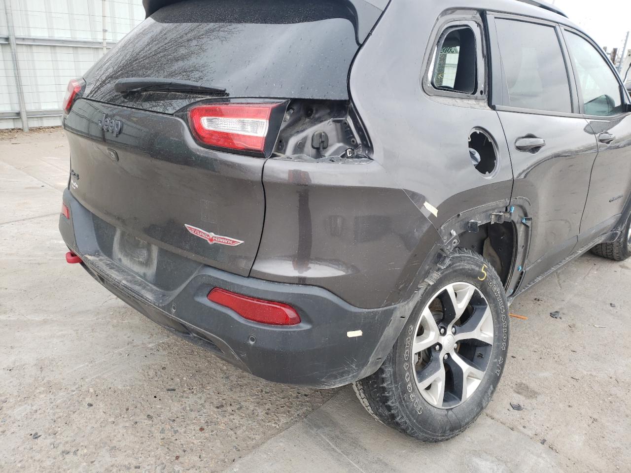 Photo 9 from auction – 2018 JEEP CHEROKEE T with VIN 1C4PJMBB2JD569086