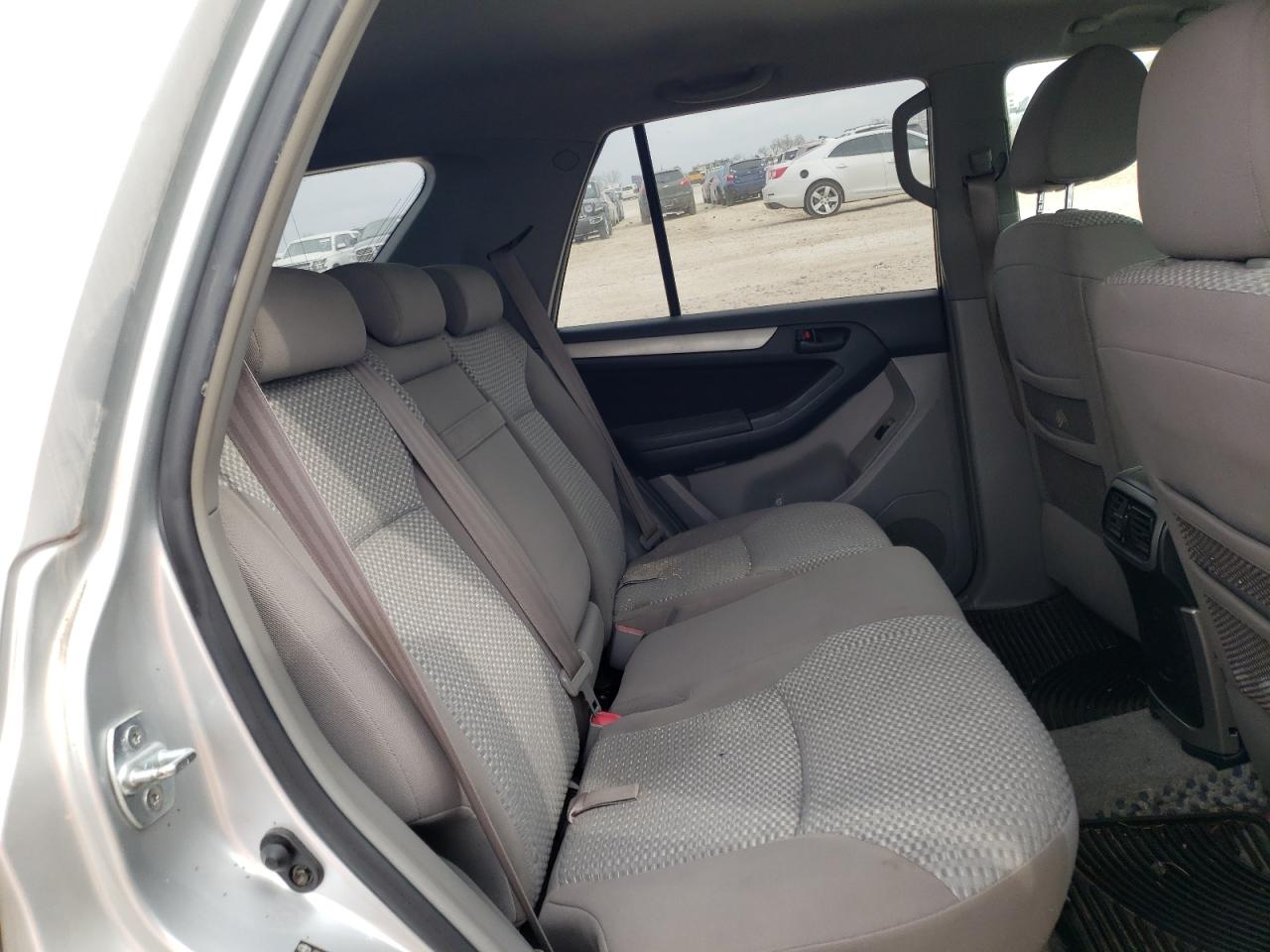 Photo 6 from auction – 2006 TOYOTA 4RUNNER SR with VIN JTEZU14R860075186