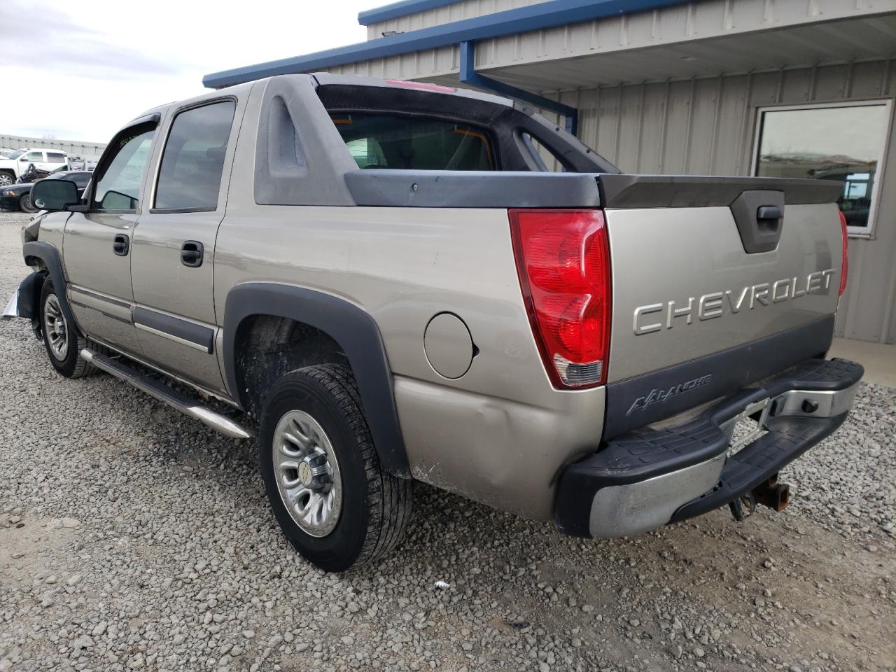 Photo 3 from auction – 2003 CHEVROLET AVALANCHE with VIN 3GNEC13T33G319098