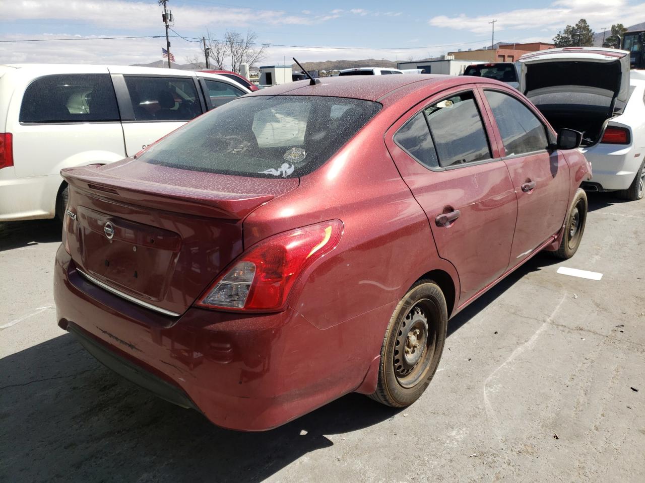 Photo 4 from auction – 2017 NISSAN VERSA S with VIN 3N1CN7AP7HL818572