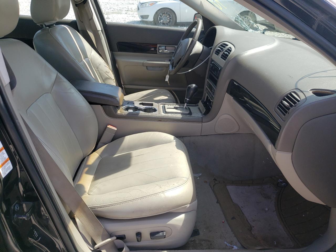 Photo 5 from auction – 2004 LINCOLN LS with VIN 1LNHM86S04Y635981