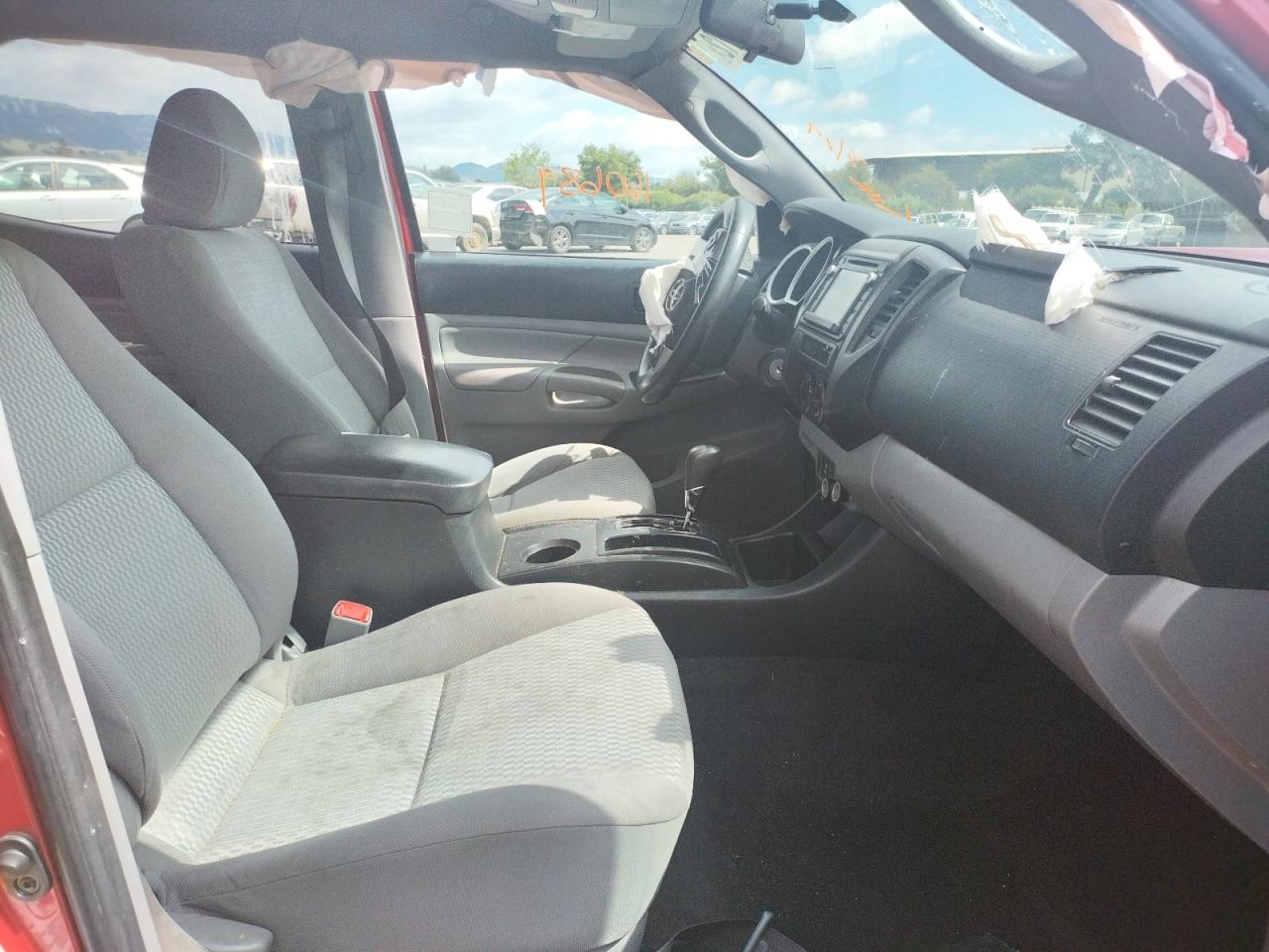 Photo 5 from auction – 2014 TOYOTA TACOMA DOU with VIN 5TFJX4CN5EX046291
