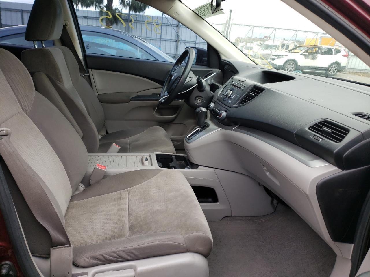 Photo 5 from auction – 2012 HONDA CR-V LX with VIN 5J6RM3H35CL045055