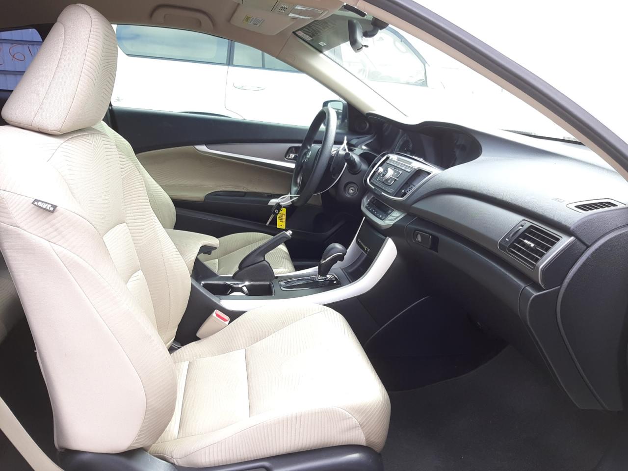 Photo 5 from auction – 2015 HONDA ACCORD LX- with VIN 1HGCT1B31FA012003