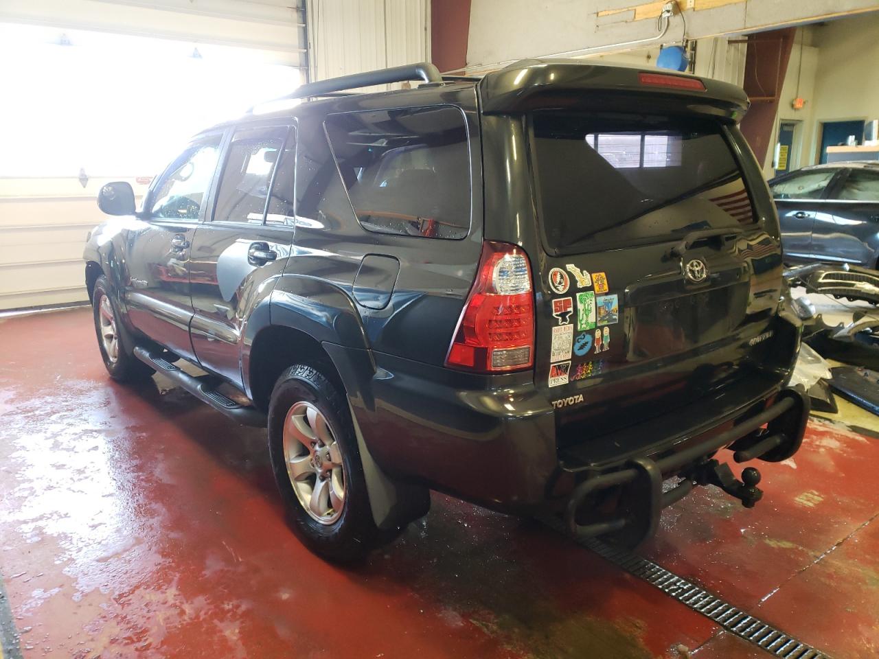 Photo 3 from auction – 2008 TOYOTA 4RUNNER SR with VIN JTEBU14R48K002776