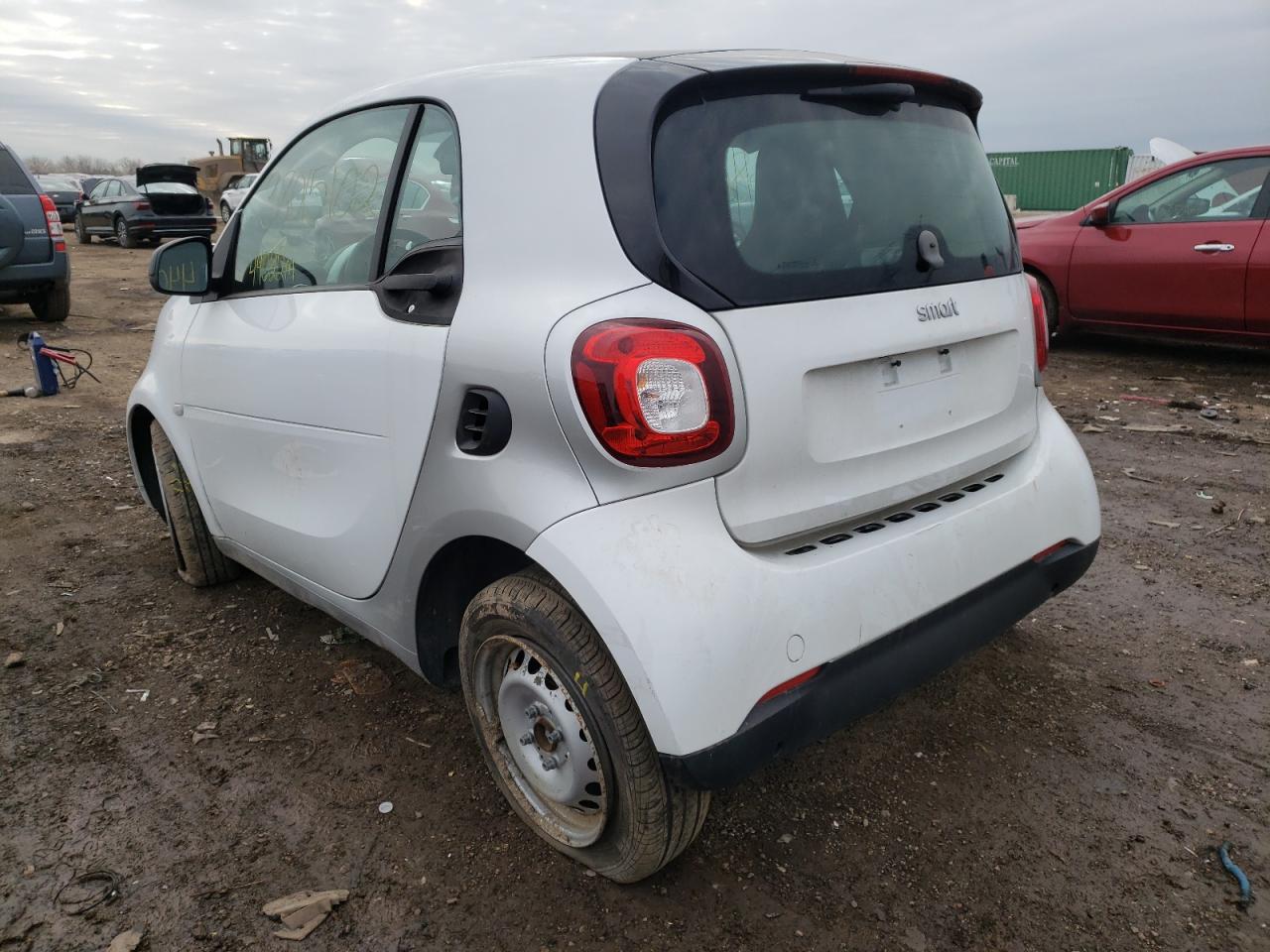 Photo 3 from auction – 2016 SMART FORTWO with VIN WMEFJ5DAXGK125515