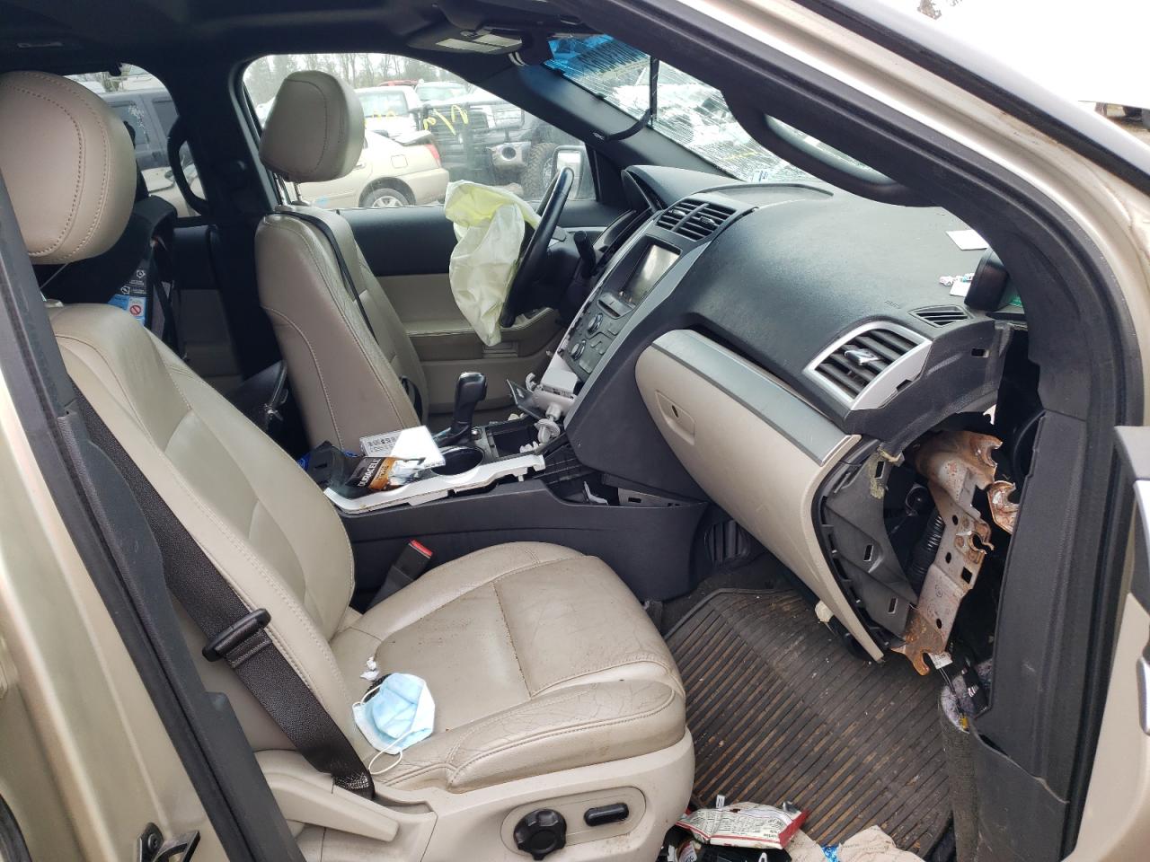 Photo 5 from auction – 2011 FORD EXPLORER X with VIN 1FMHK8D81BGA47068