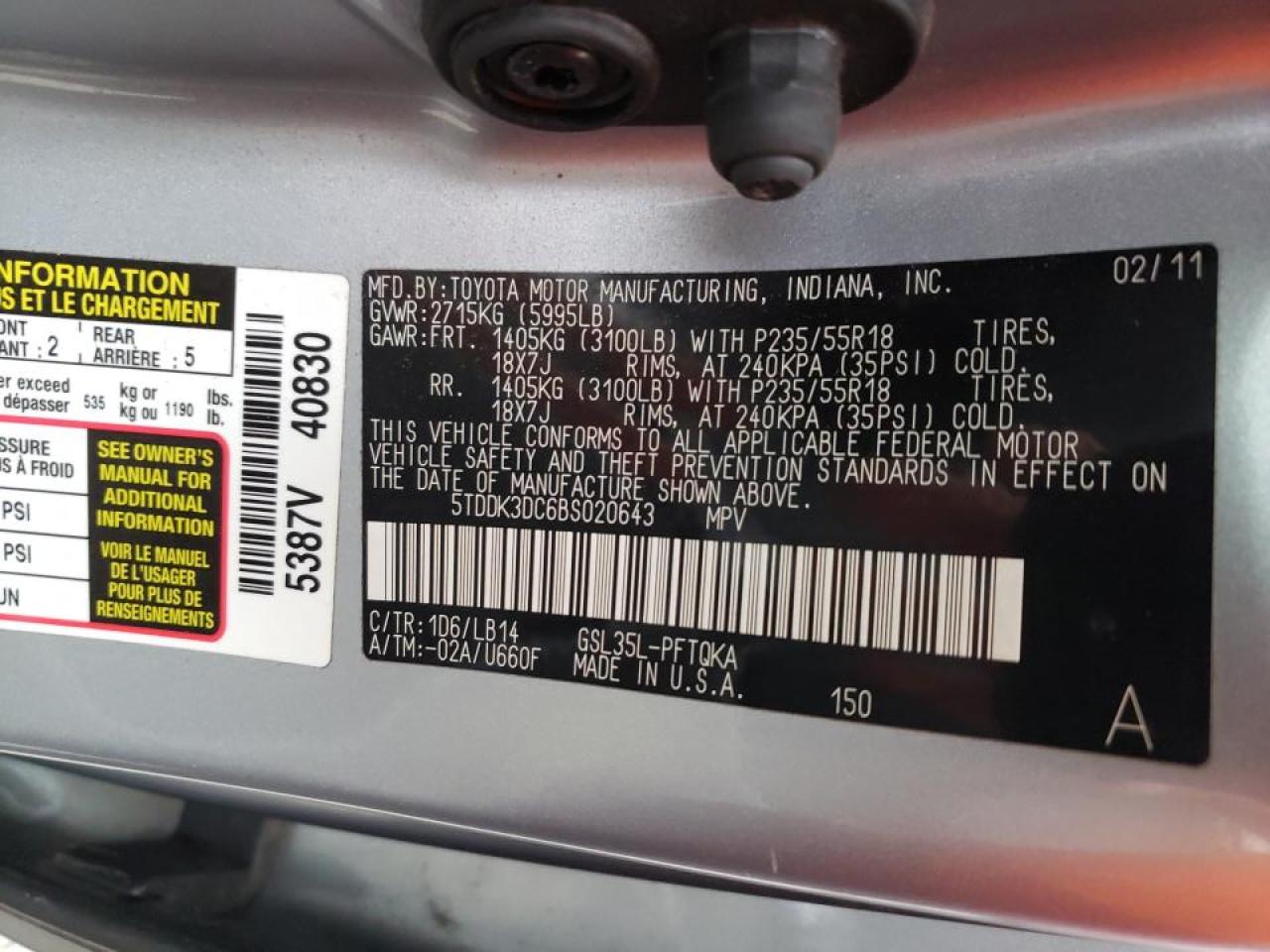 Photo 10 from auction – 2011 TOYOTA SIENNA XLE with VIN 5TDDK3DC6BS020643