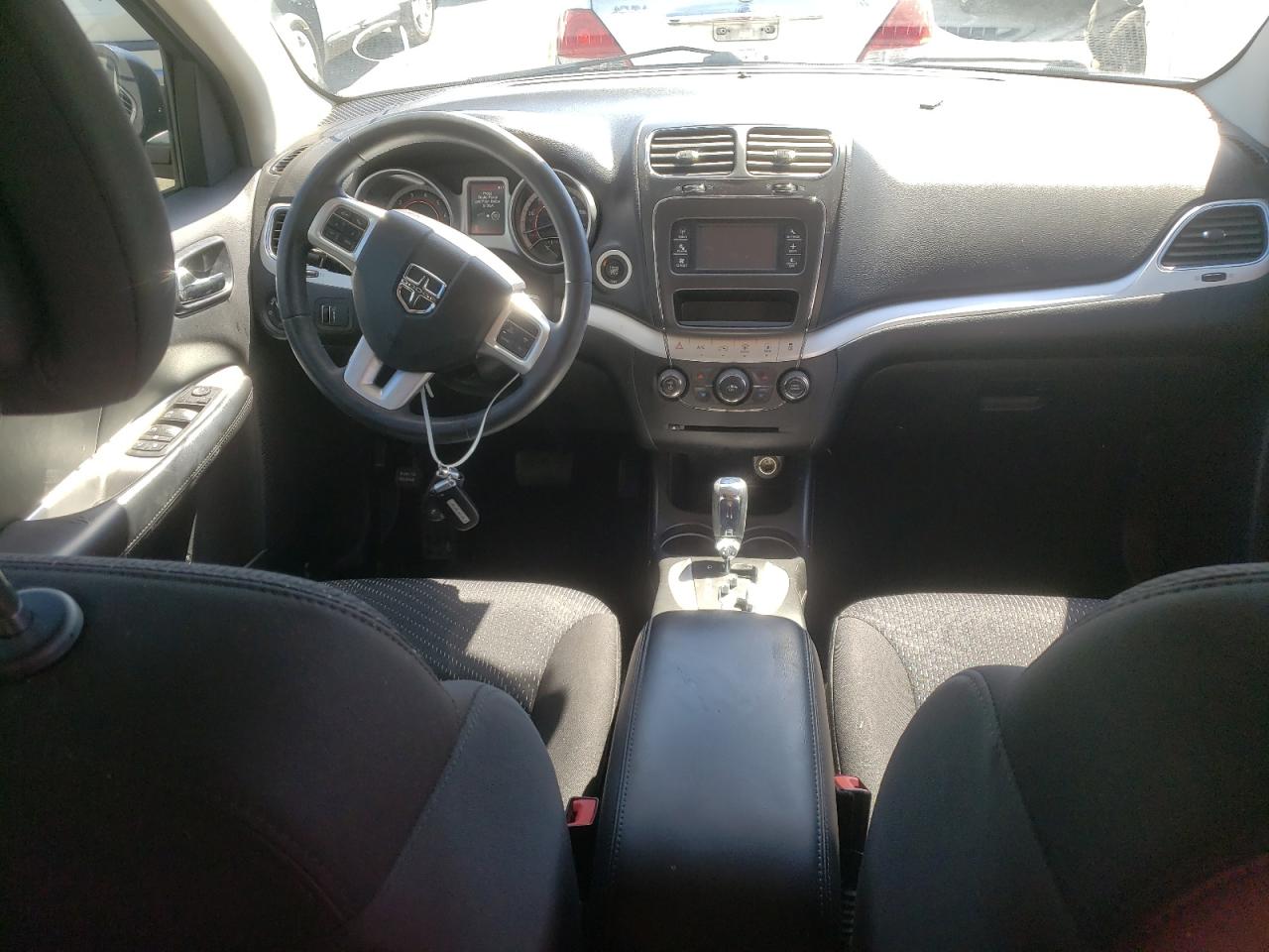 Photo 9 from auction – 2017 DODGE JOURNEY SE with VIN 3C4PDCAB7HT544899
