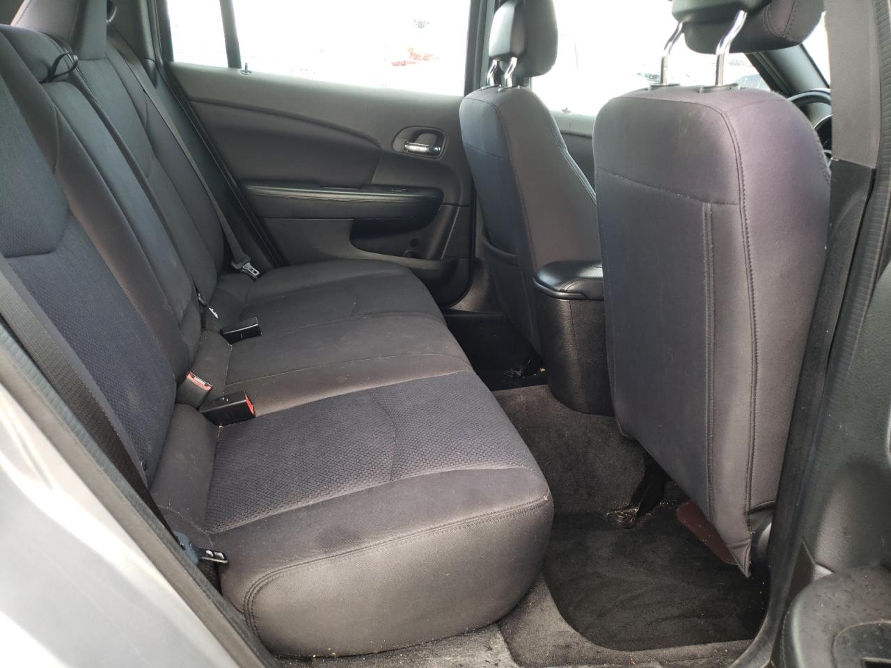 Photo 6 from auction – 2014 CHRYSLER 200 TOURIN with VIN 1C3CCBBG1EN115182