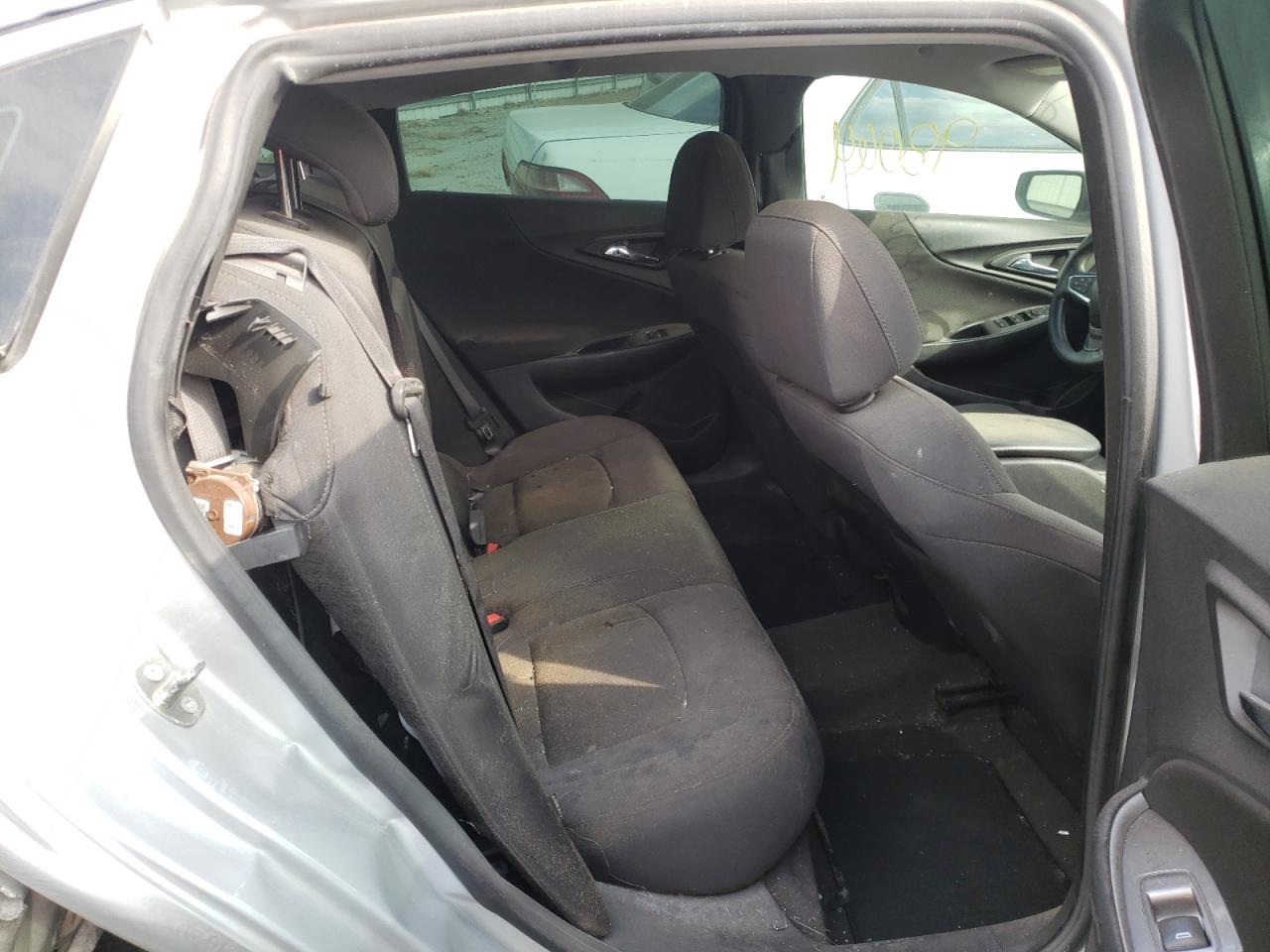 Photo 6 from auction – 2016 CHEVROLET MALIBU LS with VIN 1G1ZB5ST0GF295977