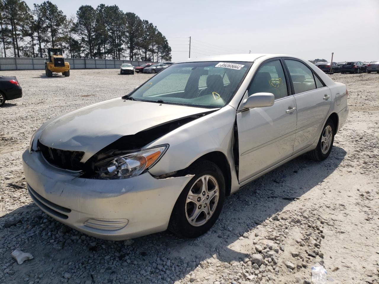 Photo 2 from auction – 2002 TOYOTA CAMRY LE with VIN 4T1BE32K02U039690