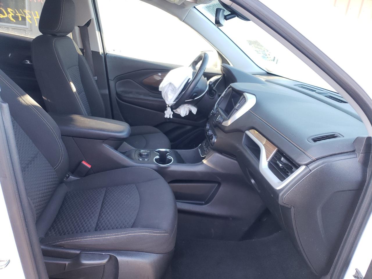 Photo 5 from auction – 2019 GMC TERRAIN SL with VIN 3GKALTEVXKL113160