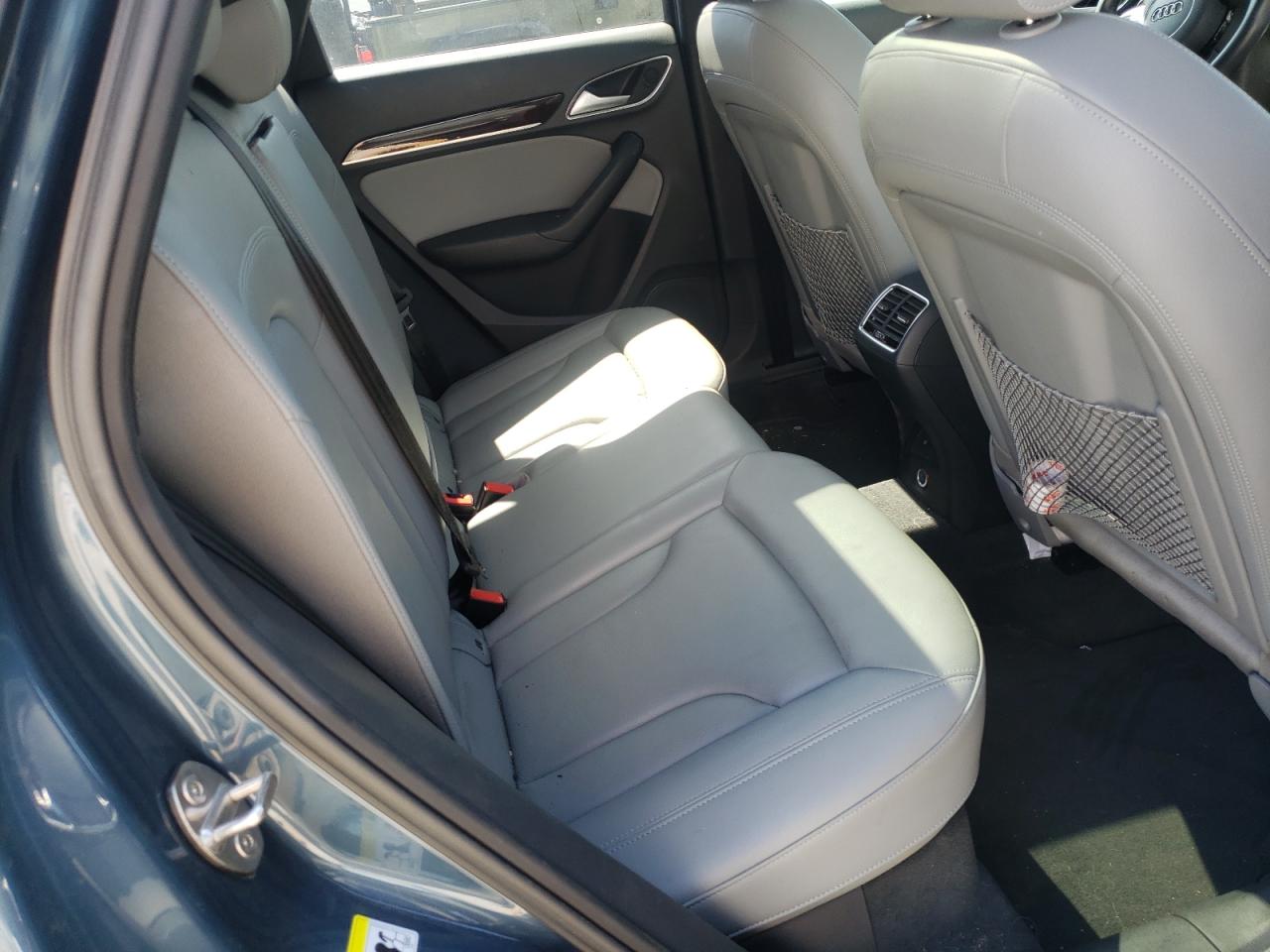 Photo 6 from auction – 2018 AUDI Q3 PREMIUM with VIN WA1HCCFS5JR007280