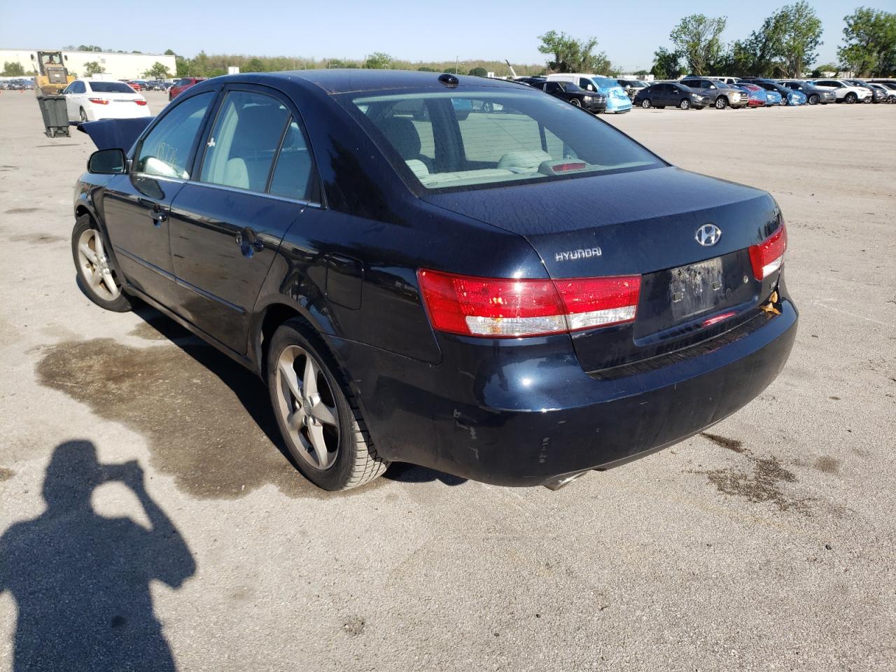 Photo 3 from auction – 2007 HYUNDAI SONATA with VIN 5NPEU46F67H289153
