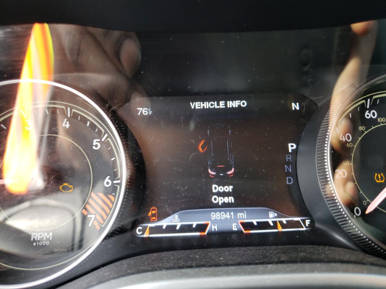 Photo 8 from auction – 2014 JEEP CHEROKEE L with VIN 1C4PJLDB5EW283086