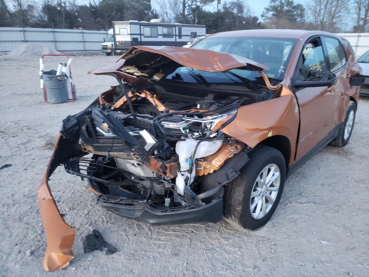 Photo 2 from auction – 2018 CHEVROLET EQUINOX LS with VIN 2GNAXHEV4J6141057