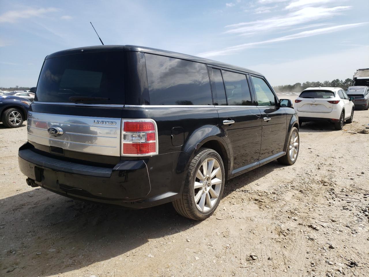 Photo 4 from auction – 2011 FORD FLEX LIMIT with VIN 2FMGK5DC2BBD23618