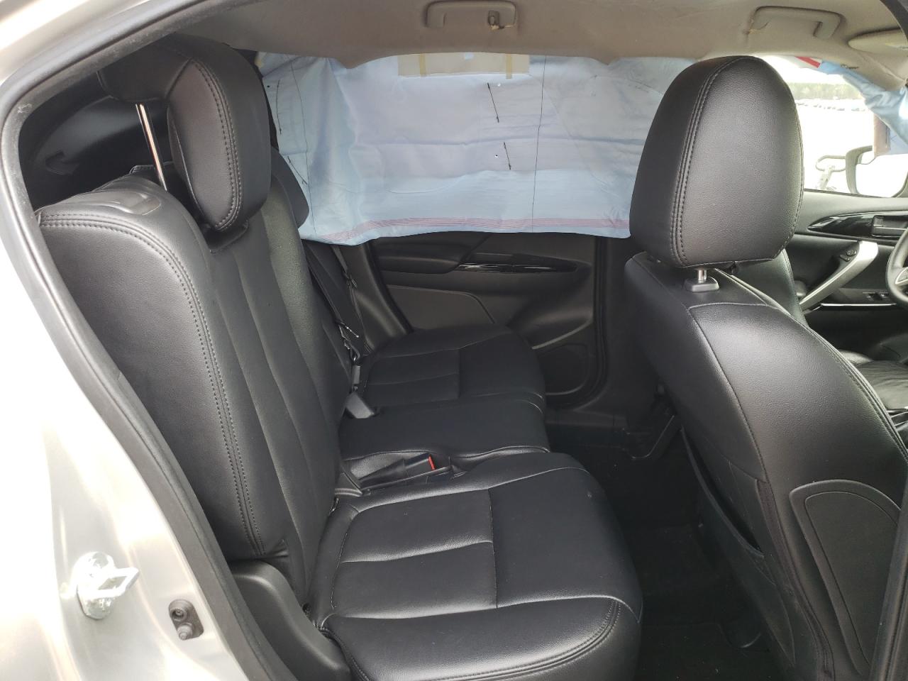 Photo 6 from auction – 2019 MITSUBISHI ECLIPSE CR with VIN JA4AT4AA8KZ003330