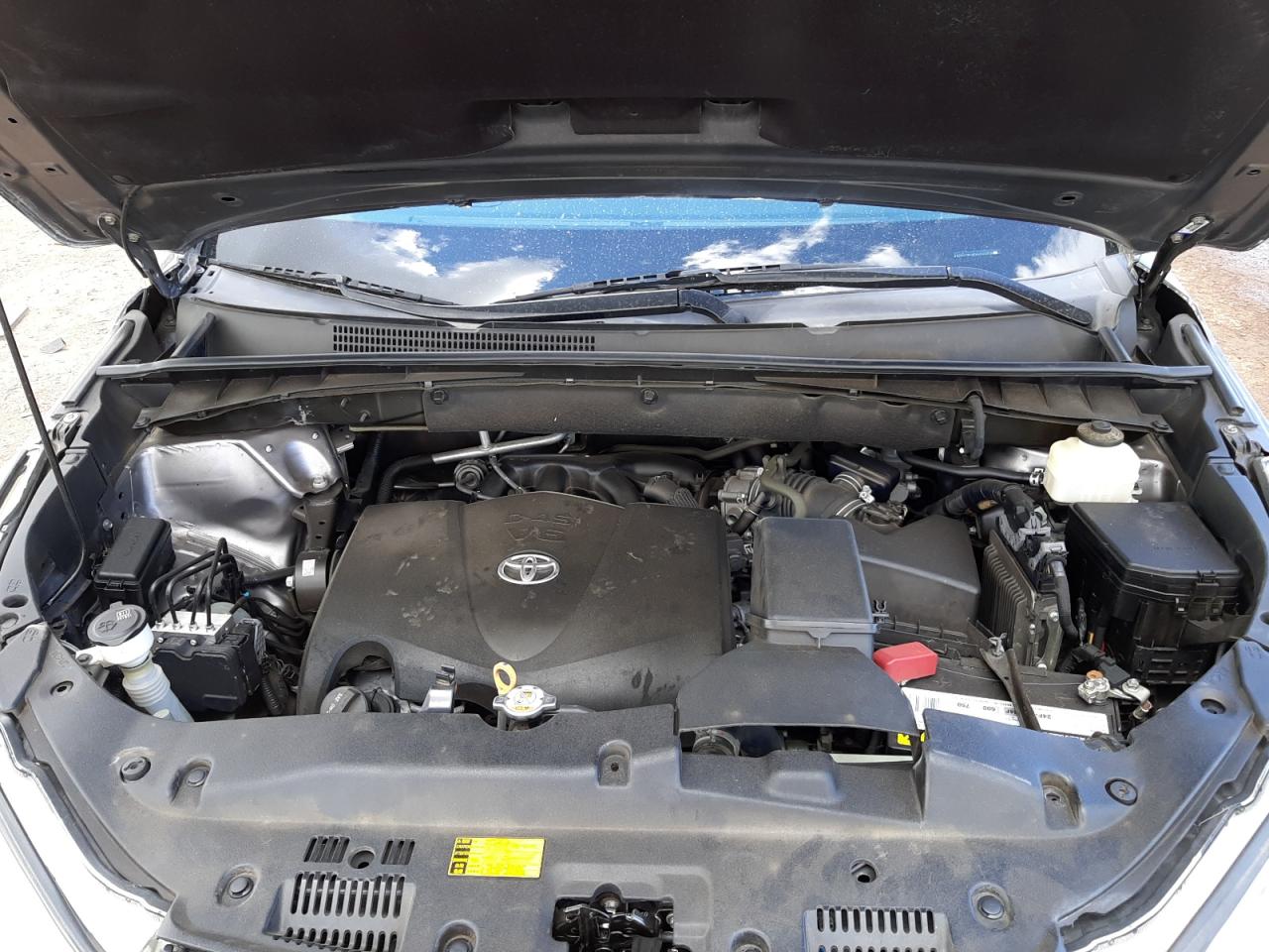 Photo 7 from auction – 2017 TOYOTA HIGHLANDER with VIN 5TDZZRFH7HS232313