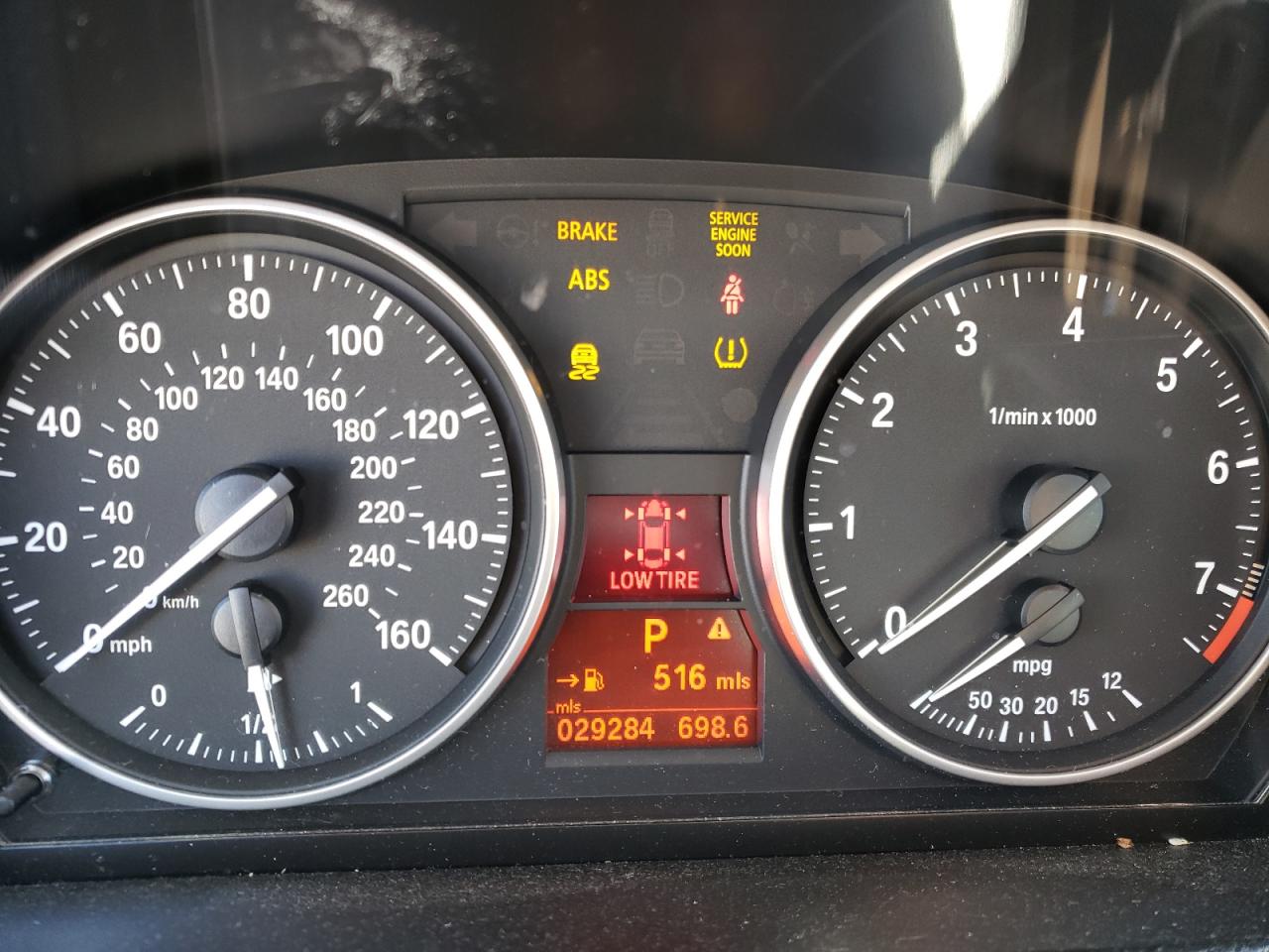 Photo 8 from auction – 2013 BMW X1 XDRIVE2 with VIN WBAVL1C5XDVR85889