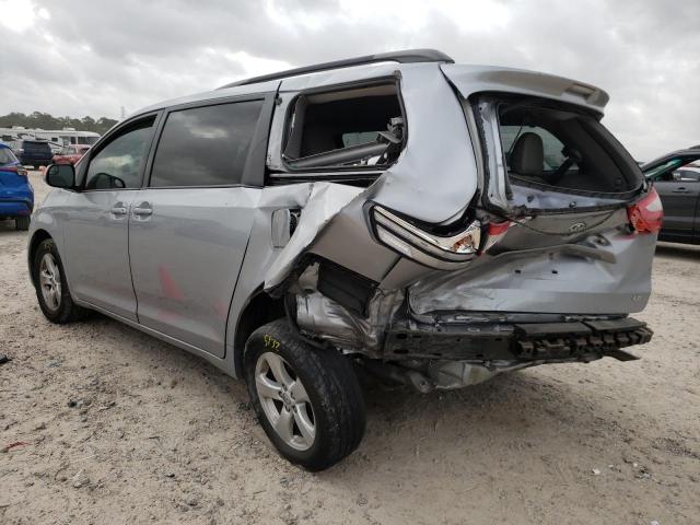 Photo 3 from auction – 2015 TOYOTA SIENNA LE with VIN 5TDKK3DC3FS591343