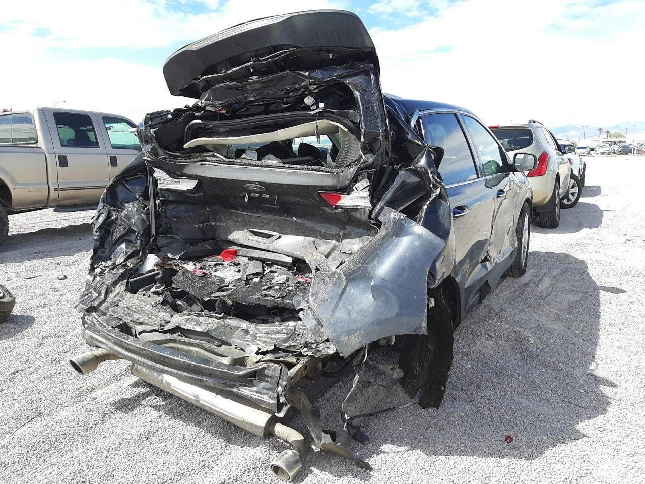 Photo 4 from auction – 2022 FORD EDGE TITAN with VIN 2FMPK4K98NBA07663