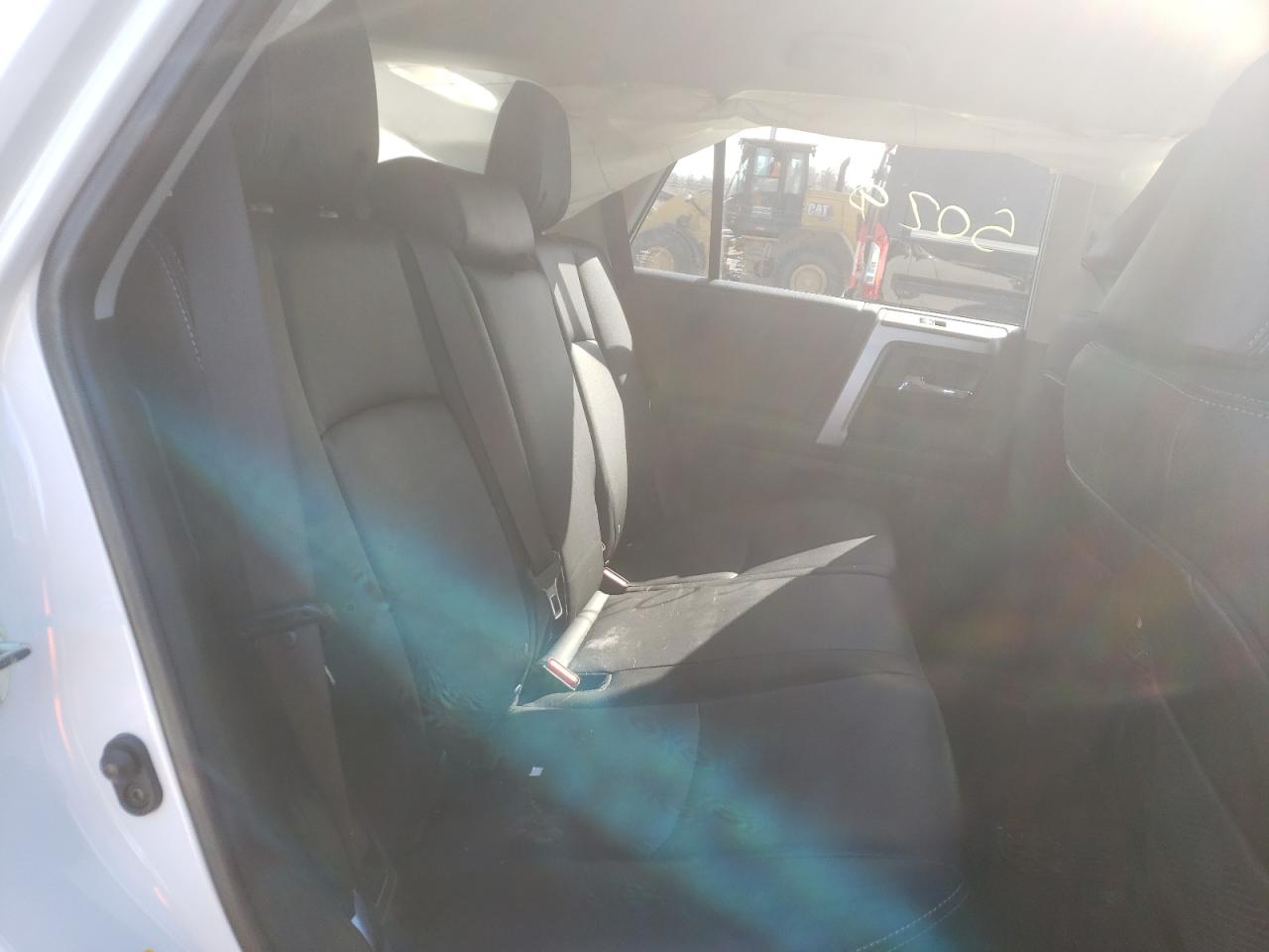Photo 6 from auction – 2022 TOYOTA 4RUNNER SR with VIN JTESU5JR4N5983231