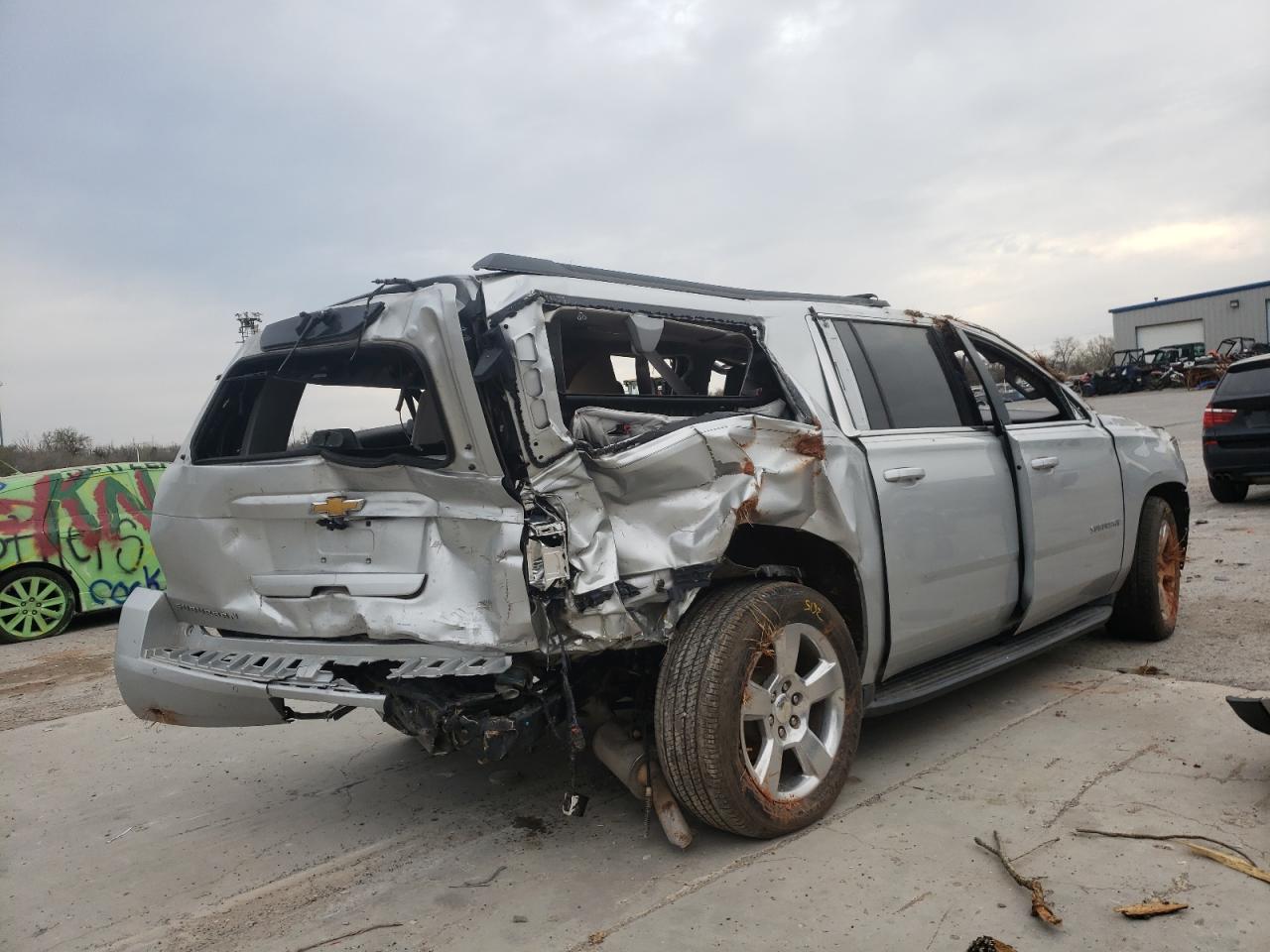 Photo 10 from auction – 2015 CHEVROLET SUBURBAN C with VIN 1GNSCJKC8FR225243