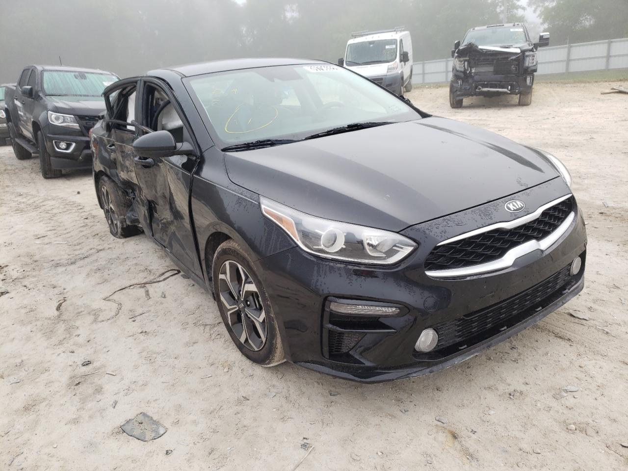 KIA FORTE FE 2020 with VIN 3KPF24AD3LE167381 - Photo from auction