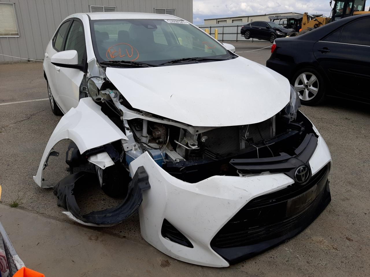 Photo 1 from auction – 2019 TOYOTA COROLLA L with VIN 5YFBURHE5KP877609