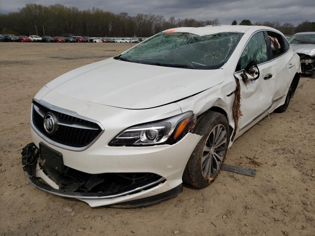 Photo 2 from auction – 2017 BUICK LACROSSE E with VIN 1G4ZP5SS6HU149866