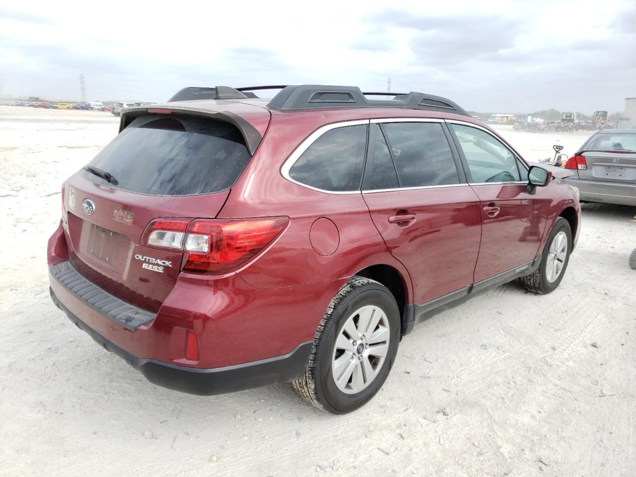 Photo 4 from auction – 2017 SUBARU OUTBACK 2. with VIN 4S4BSACC7H3263350