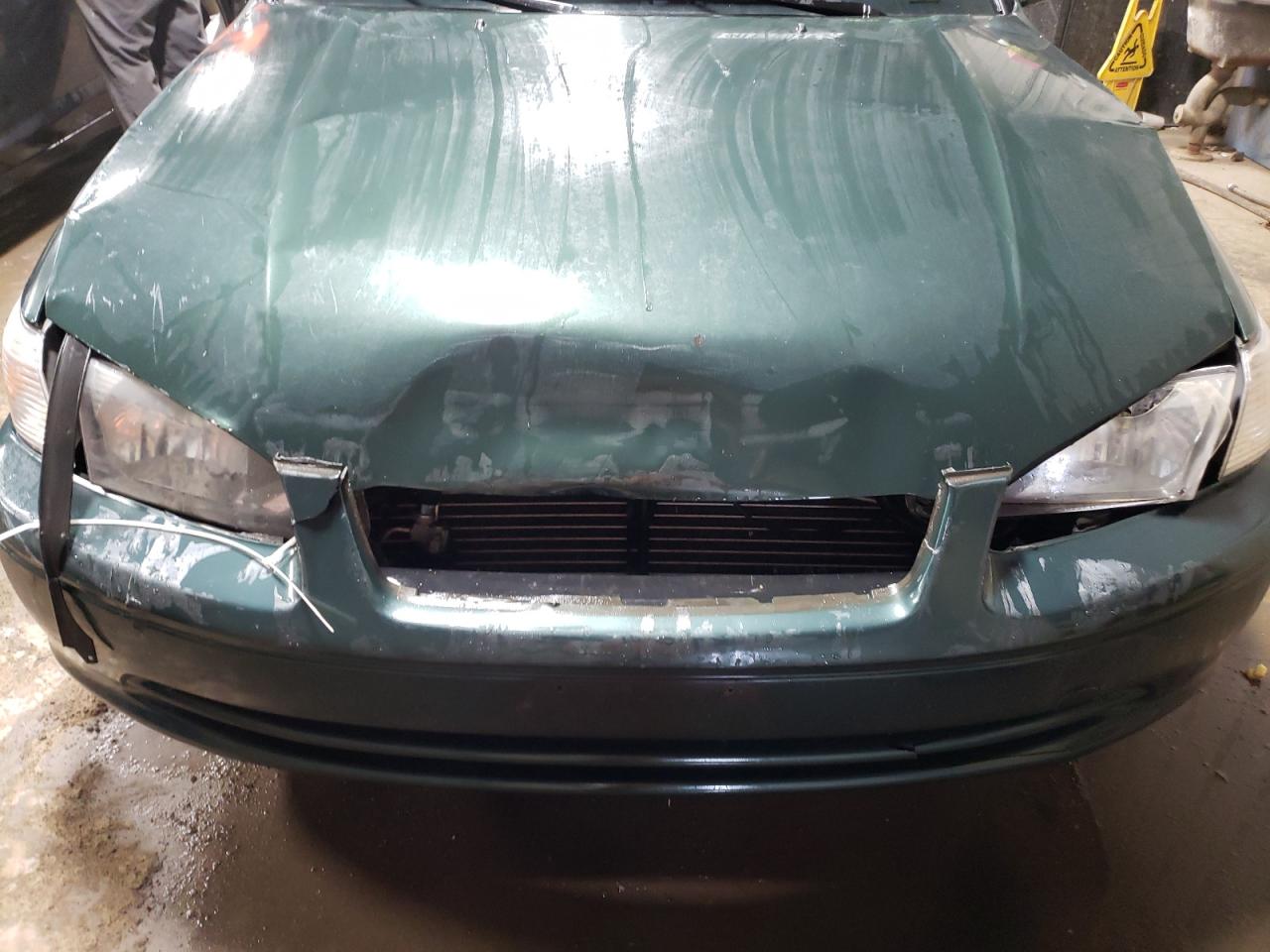 Photo 9 from auction – 2000 TOYOTA CAMRY CE with VIN JT2BG22K6Y0487403