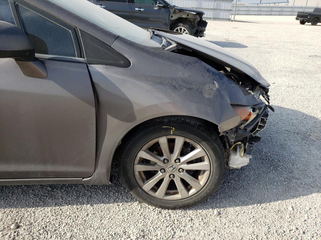 Photo 9 from auction – 2012 HONDA CIVIC EX with VIN 2HGFB2F84CH557606