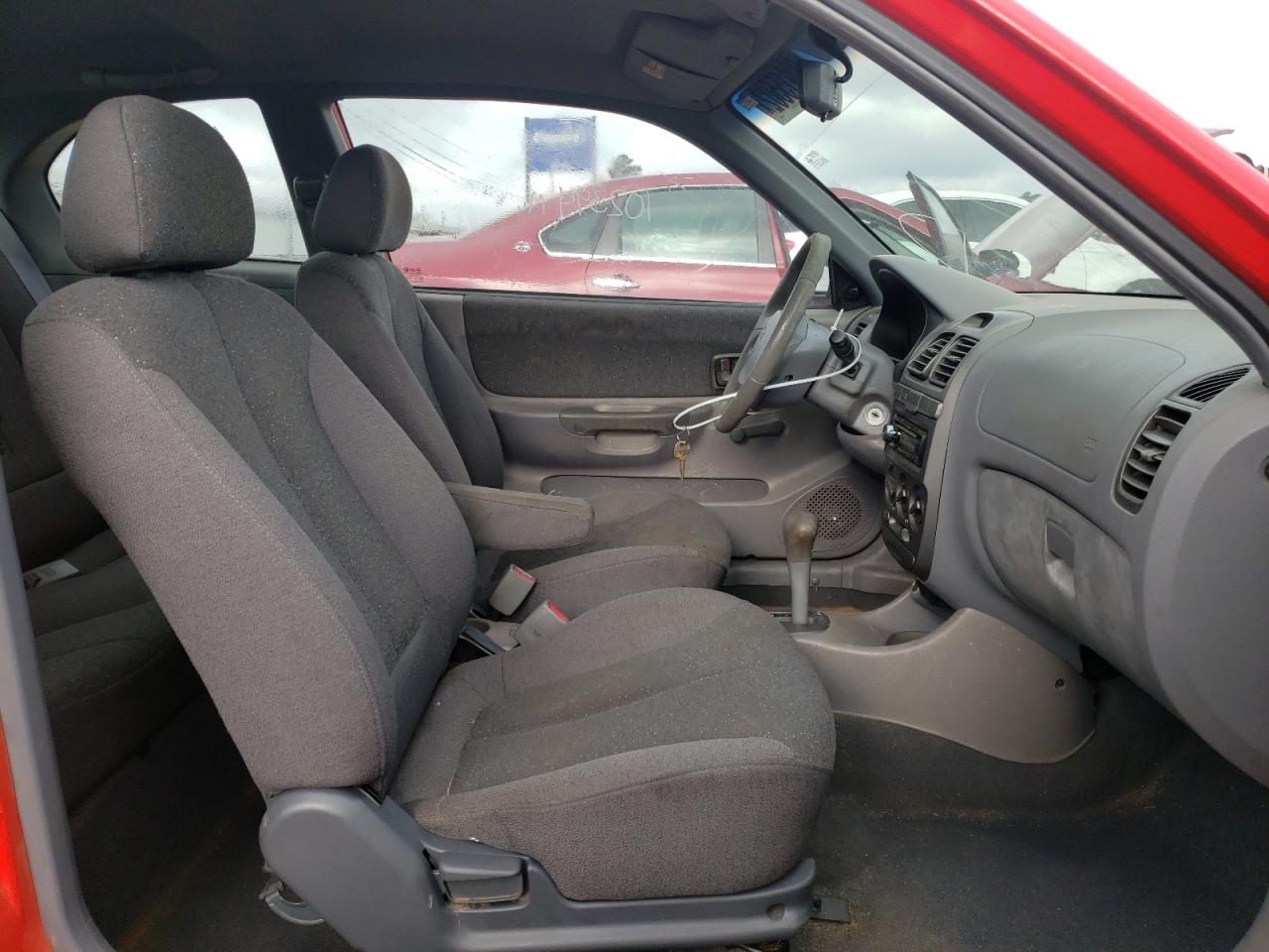 Photo 5 from auction – 2002 HYUNDAI ACCENT GS with VIN KMHCG35C42U202490