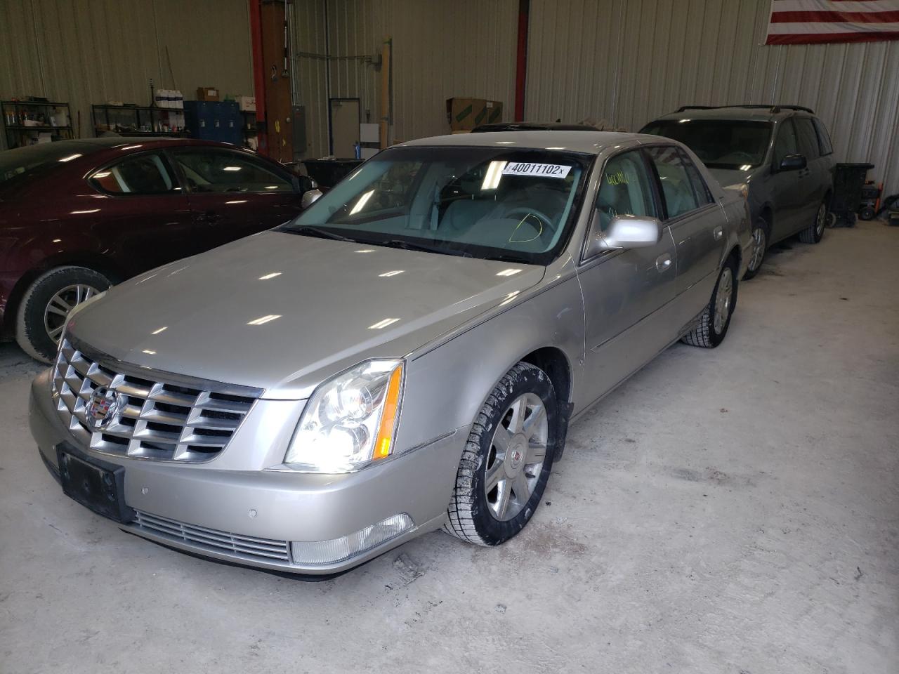 Photo 2 from auction – 2007 CADILLAC DTS with VIN 1G6KD57Y87U201446