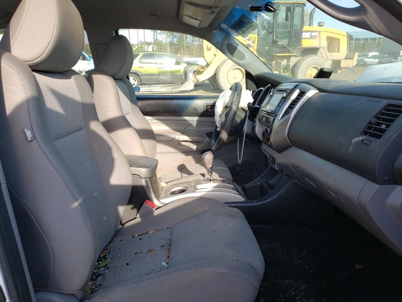 Photo 5 from auction – 2014 TOYOTA TACOMA DOU with VIN 3TMLU4ENXEM158931