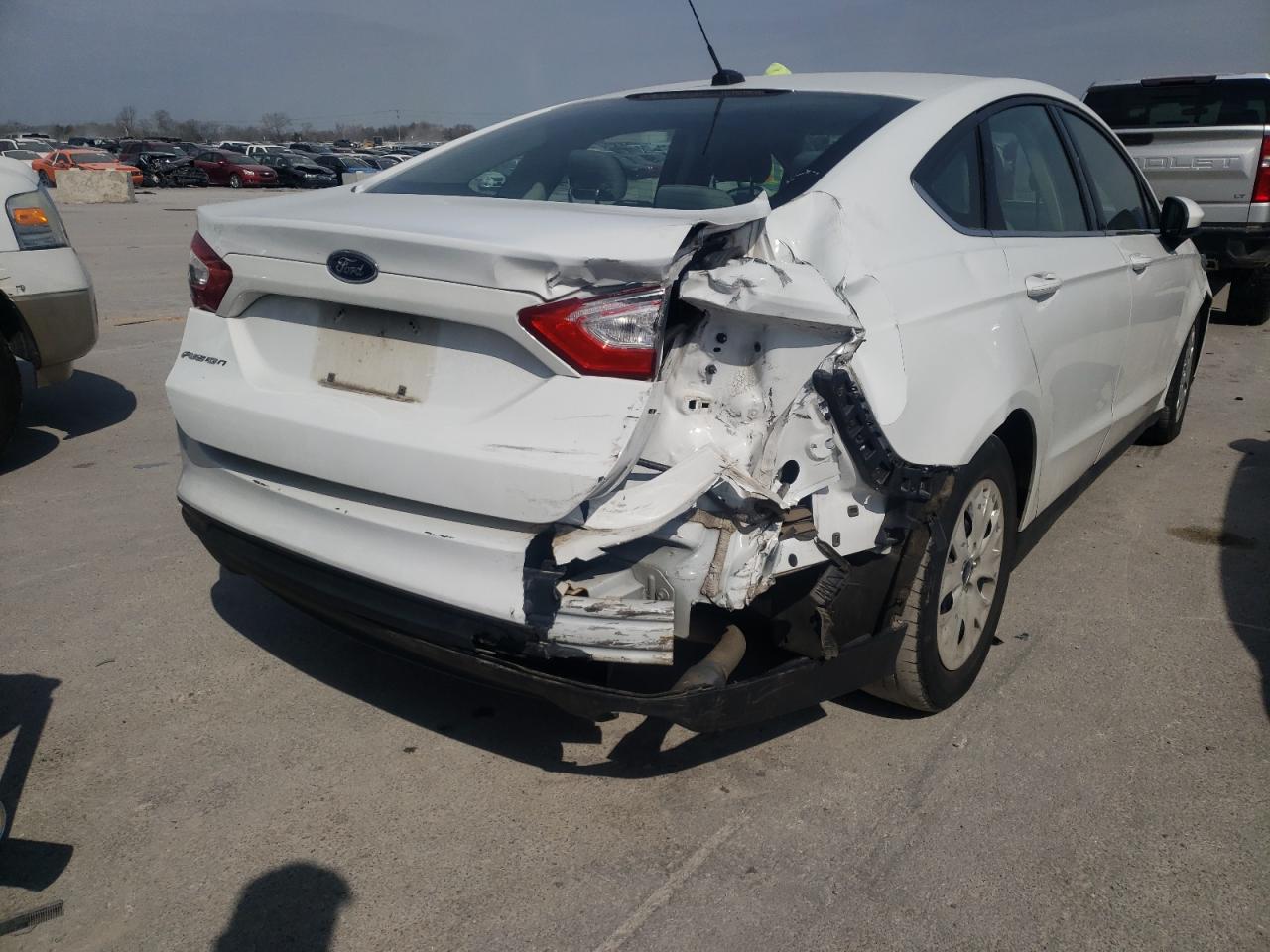 Photo 4 from auction – 2014 FORD FUSION S with VIN 1FA6P0G74E5369999